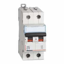Interruttore Magnetotermico BTicino è progettato per proteggere impianti elettrici da sovracorrenti e cortocircuiti, interrom ...