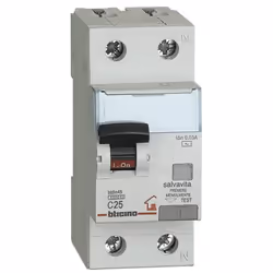 Interruttore Magnetotermico Differenziale Bticino BTDIN, assicura protezione contro sovracorrenti e dispersioni, garantendo s ...