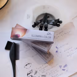 Wella Illumina Color colore per capelli Marrone 60 ml - Vista aggiuntiva 3