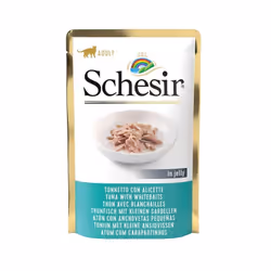 La linea di alimenti umidi per gatti Schesir in Gelatina di Agras Pet Foods propone diverse gustose ricette, rigorosamente pr ...