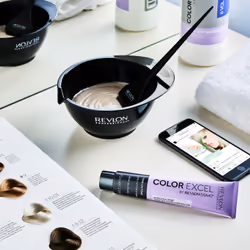 Revlon Revlonissimo Color Excel Tone On Tone colore per capelli Biondo 70 ml