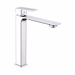 Il miscelatore lavabo alto Serie Kant in ottone cromato è perfetto per bagni moderni con lavabi sopra piano. Con un'altezza d ...