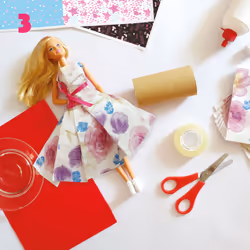 Lisciani Barbie Fashion Atelier con Bambola - Vista aggiuntiva 4