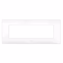Placca Ave serie YOUNG44, con le seguenti caratteristiche: Colore bianco 7 moduli Materiale: tecnopolimero Idonea per scatola ...