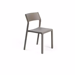 Dalle linee semplici e senza tempo, la sedia Trill Bistrot di Nardi è la soluzione ideale per arredare i tuoi spazi indoor e  ...