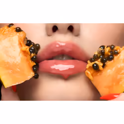 PUPA Milano Pleasure Lip Oil 02 Exotic Papaya 5ml