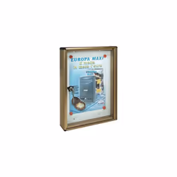 In alluminio colore bronzo e plexiglass. Serratura a cilindro con doppia chiave. In alluminio colore bronzo e plexiglass. Ser ...