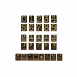 Codice: 8011639006846 Marca: ALUBOX. Alubox Numero Civico 2 Ottone Finitura Lucida.