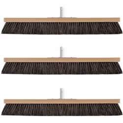 Scopa che si utilizza per spazzare pavimenti d'interni. Il supporto dove vengono punzonate le fibre naturali è in legno e su  ...