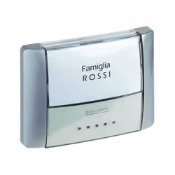 Pulsante portanome Bticino IP55 con retroilluminazione già integrata, monta su scatola 3 moduli (frutti) di qualsiasi marca a ...
