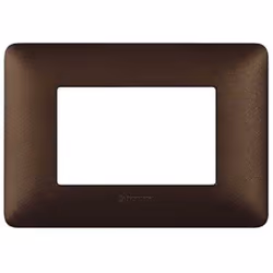 Placca 3 moduli, in tecnopolimero, marrone caffèScheda tecnica: Numero di unità 3 Materiale Plastica Colore Marrone Con coper ...