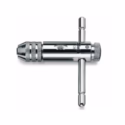 Descrizione Giramaschi a cricchetto reversibile cromato. Per filiere da M2 a M5 Lunghezza mm: 85 Peso g: 185