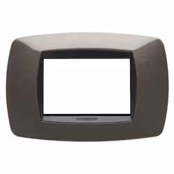 Placca rettangolare Master Modo 3 moduli (frutti, posti) realizzata in tecnopolimero, colore grigio antracite. La placca mont ...