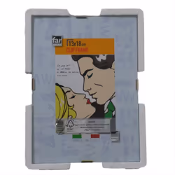 - Cornice a giorno - Con copertura vetro - Spessore vetro 2 mm - Ganci in acciao nichelato - Dimensioni 13x18 cm Cornice a gi ...