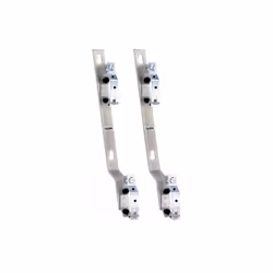 CODICE ARTICOLO: 658100 CARATTERISTICHE TECNICHE Coppia zanche di fissaggio per collettori serie 663 e 668...S1 Complete di v ...