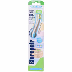 Biorepair Spazzolino Junior è utilizzabile nell'età tra i 6 ed i 12 anni. Lo spazzolino se utilizzato quotidianamente garanti ...