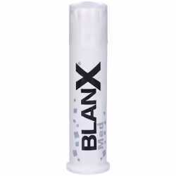 BlanX Med è un Dentifricio per Denti Bianchi con licheni artici naturali: offre un bianco naturale e protegge lo smalto, rimu ...