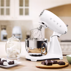 Smeg Impastatrice Full Color 50's Style – Bianco LUCIDO – SMF03WHEU - Vista aggiuntiva 6