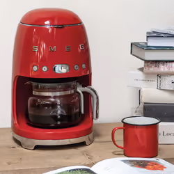 Smeg Macchina da Caffè Filtro 50's Style – Rosso LUCIDO – DCF02RDEU - Vista aggiuntiva 6