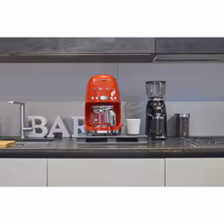 Smeg Macinacaffè 50's Style – Nero LUCIDO – CGF01BLEU - Vista aggiuntiva 7