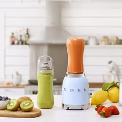Smeg Frullatore Compatto 50's Style – Azzurro LUCIDO – PBF01PBEU - Vista aggiuntiva 5