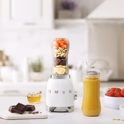 Smeg Frullatore Compatto 50's Style – Bianco LUCIDO – PBF01WHEU - Vista aggiuntiva 5