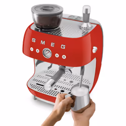 Smeg Macchina da Caffè Espresso Manuale con macinacaffè integrato 50's Style – Rosso LUCIDO – EGF03RDEU - Vista aggiuntiva 5