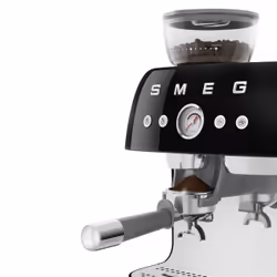 Smeg Macchina da Caffè Espresso Manuale con macinacaffè integrato 50's Style – Nero LUCIDO – EGF03BLEU - Vista aggiuntiva 6
