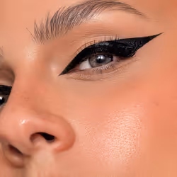 Diego dalla Palma Kit MyToyBoy eyeliner + MINI PRIMER 51-153 Nero + blu, 0.5g + 7.5ml - Vista aggiuntiva 5