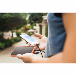 Cellularline Power bank SOLAR Caricabatterie Portatile 10000mAh con pannello solare - Vista aggiuntiva 7