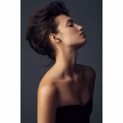 Cellularline Core Pro Auricolari Bluetooth con custodia di ricarica, display LED e funzione ENC