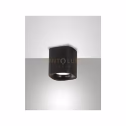 Spot luce con portalampada per lampadina GU10LED non fornita, permettendo così di scegliere l’otticapiù congeniale. Progettat ...