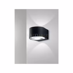 Applique LED da esterno in alluminio. L’articolo3603-22 è equipaggiato con due lenti di cristallosferiche poste nel lato supe ...