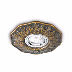 Collezione POLKA FARETTI D'AUTORE Faretto da incasso fisso con montatura in metallo cromato. Elemento decorativo esterno in g ...