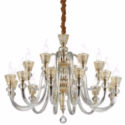 Collezione STRAUSS SINFONIA DI VETRO ROSA Lampadario a 18 luci con montatura e dettagli in metallo con finitura oro rosa. Bra ...