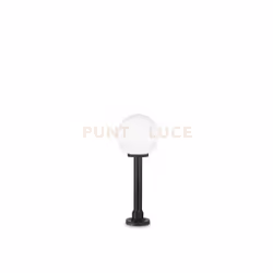 Corpo luce in resina resistente a corrosione, UV, a temperature da -60°C a +90°C. Diffusore anti ingiallimento.