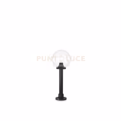 Corpo luce in resina resistente a corrosione, UV, a temperature da -60°C a +90°C. Diffusore anti ingiallimento.
