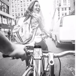 Celly Swipe Bike Supporto passivo Telefono cellulare/smartphone Grigio - Vista aggiuntiva 3