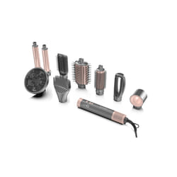 GA.MA Multistyler Uniq Flow con 9 accessori intercambiabili. Asciugacapelli, spazzola ovale, 2 coanda arricciacapelli, spazzola piastra, spazzola tonda, spazzola piatta, pettine e diffusore . Motore digitale brushless Potenza: 1550W. Velocità Motore: 110.000 RPM. Silenzioso: 70 dB. Filtro removibile . 3 velocità, 3 temperature. Cool shot. Leggero 470gr
