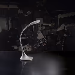 Collezione Puddy LA LUCE GIUSTA IN OGNI SITUAZIONE Lampada da tavolo flessibile in plastica grigia, con asta affusolata piegh ...