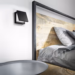 Collezione Secret LA LAMPADA CHE SI MIMITIZZA Applique realizzata in alluminio e plastica di alta qualità, presenta un design ...