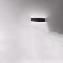 Collezione Way LA LAMPADA CHE TI INDICA LA STRADA Applique in metallo nero, forma rettangolare con una sottile linea di luce ...