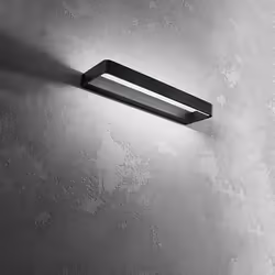 Collezione Vega LA LAMPADA CHE BRILLA DI LUCE PROPRIA Applique nera elegante a LED, progettato per abbellire gli interni con ...