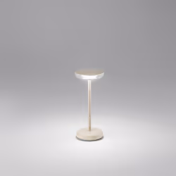 Collezione Soap LIBERA LA LUCE OVUNQUE Lampada da tavolo ricaricabile a batterie in metallo e Abs verniciato per uso interno/ ...