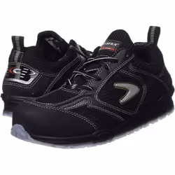 La scarpa antinfortunistica Cofra Petri S1P bassa è un modello sportivo, leggero e traspirante e fra quelli di maggior succes ...