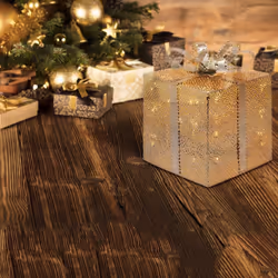 Questo pacco regalo luminoso si presta bene ad ogni tuo allestimento. È accompagnato da un portabatterie ma puoi decidere di  ...