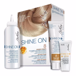 Bionike Shine On Tintura Capelli Biondo Chiaro Nuance 08 è una colorazione casalinga che copre i capelli bianchi e nutre il f ...