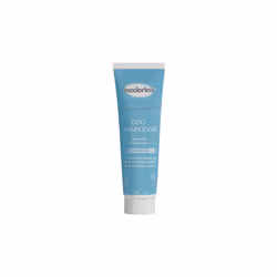 Lo Shampoo per Manto Lungo grazie alla presenza degli estratti di Malva e Lino rende il pelo rinvigorito, facilmente pettinab ...