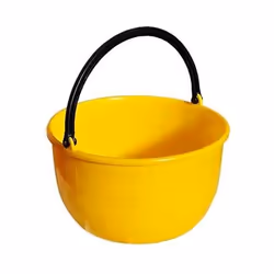 Lt. 16 In polietilene. Con manico oscillante in plastica.