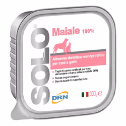 Alimento umido per cani e gatti.